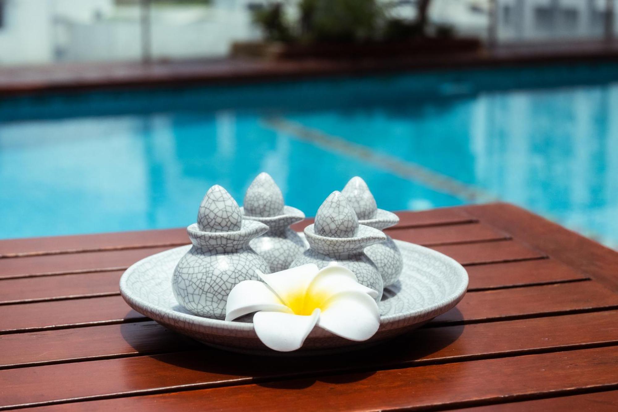Sabai Sathorn Service Apartment Bangkok Eksteriør bilde