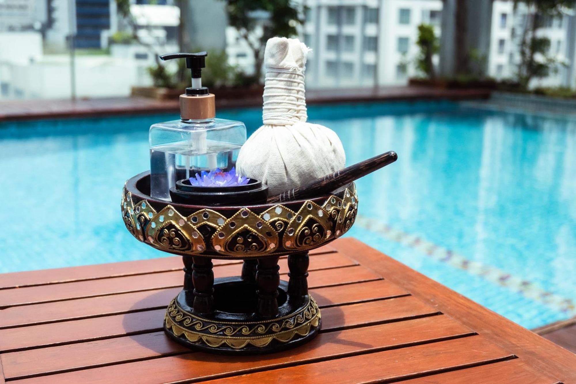 Sabai Sathorn Service Apartment Bangkok Eksteriør bilde