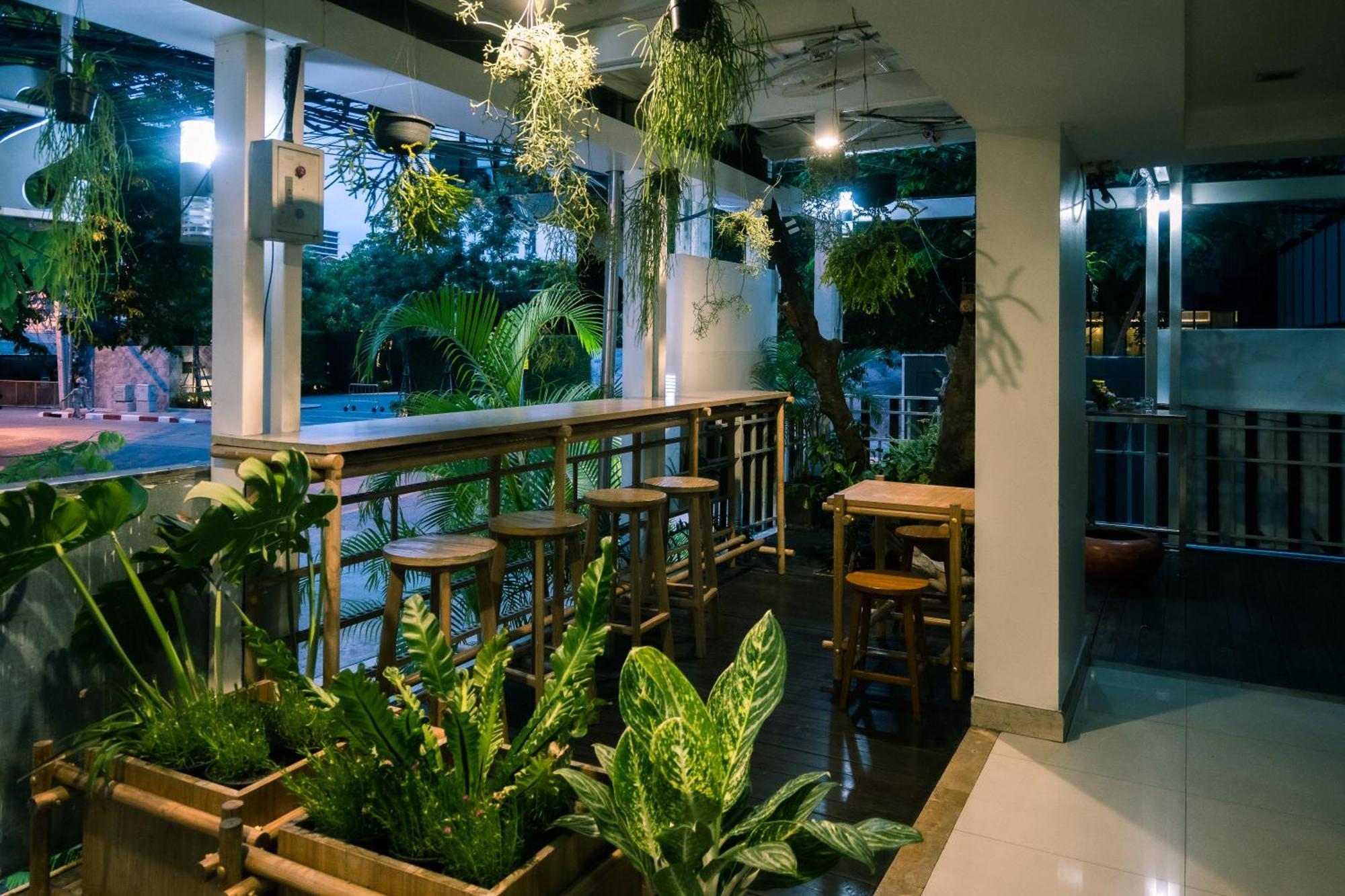 Sabai Sathorn Service Apartment Bangkok Eksteriør bilde