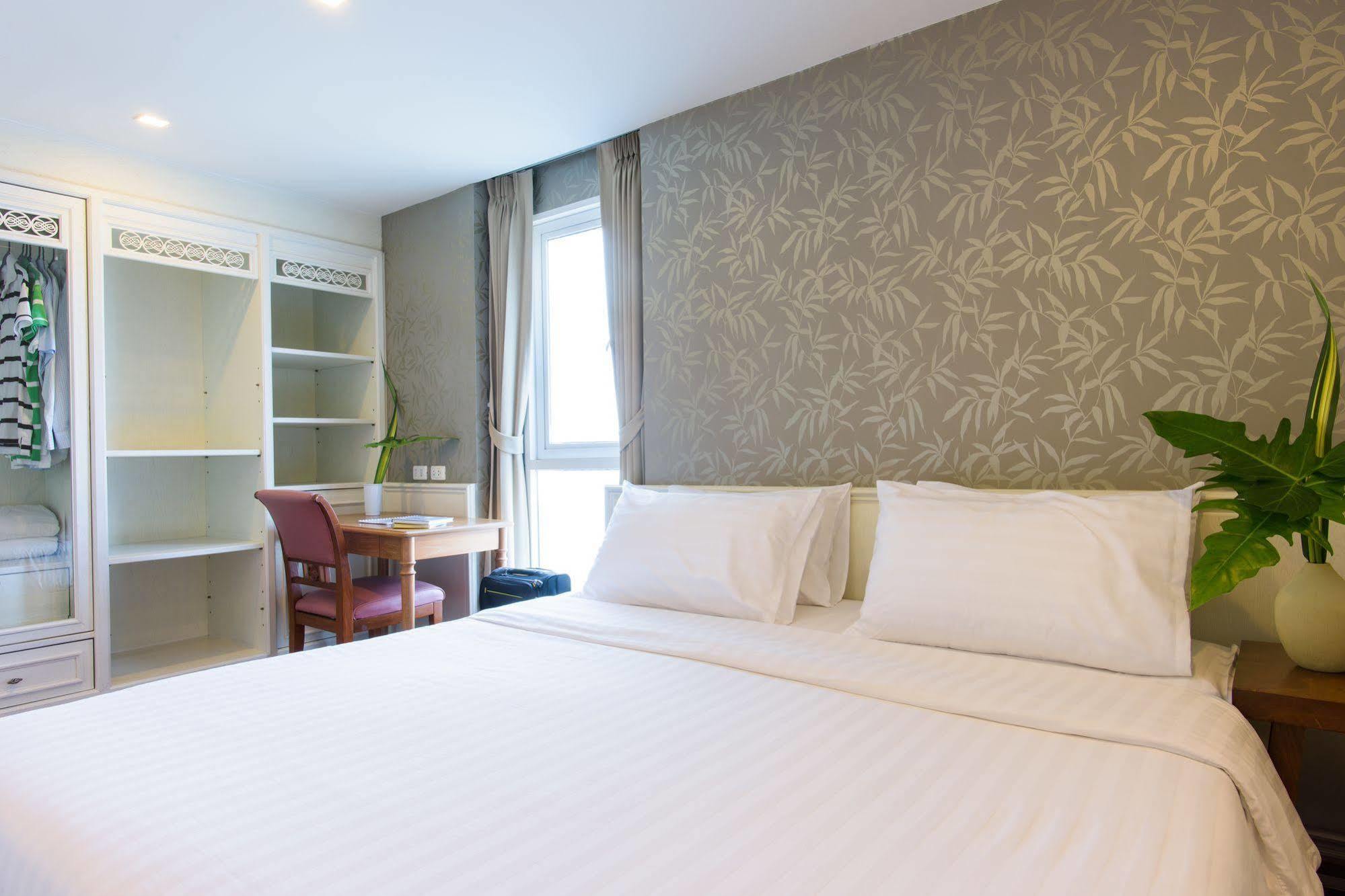 Sabai Sathorn Service Apartment Bangkok Eksteriør bilde